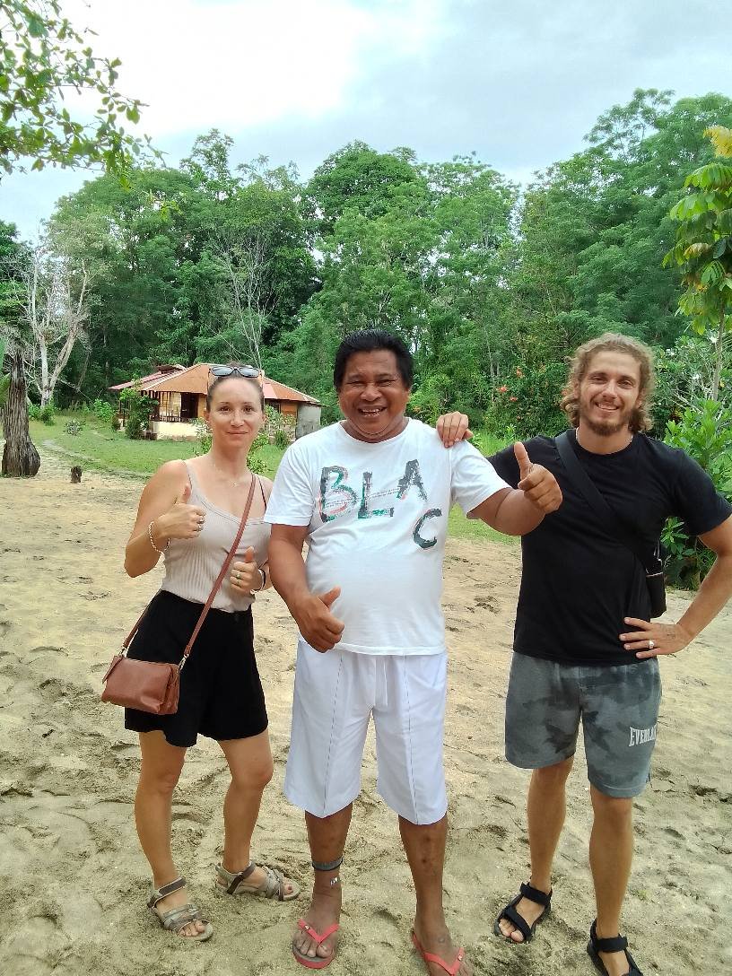 lorenso-bunaken-guests3 Lorenso with Guests