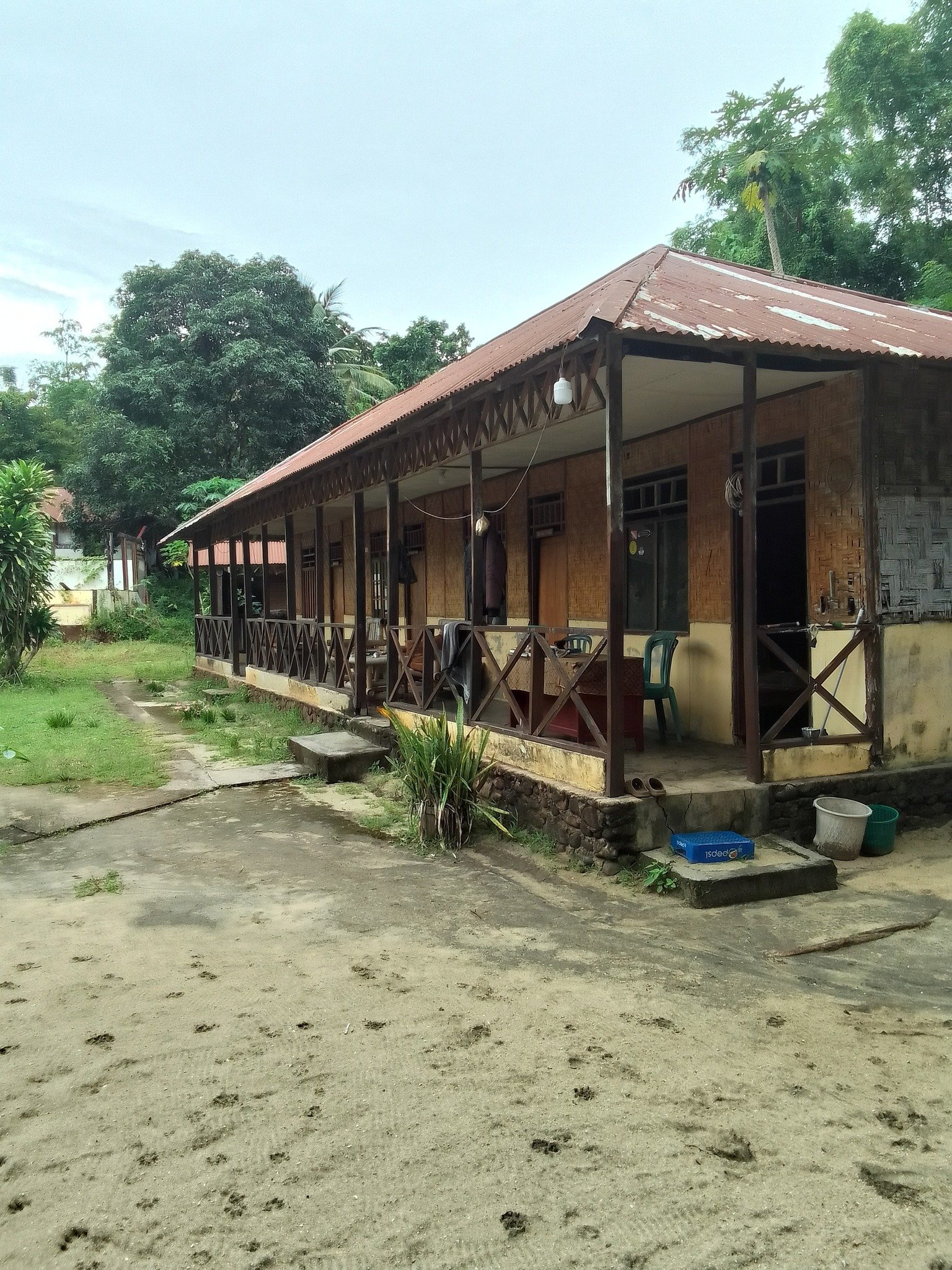lorenso-bunaken-stay3 Lorenso with Guests