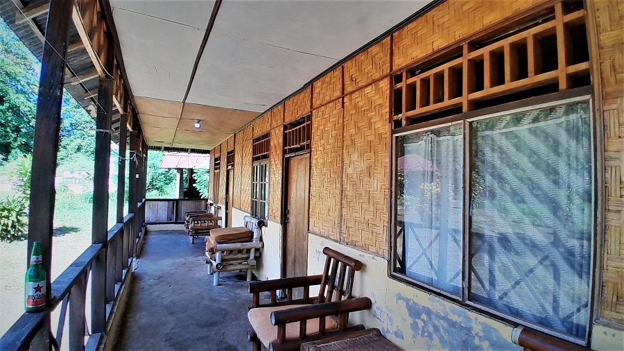 lorenso-bunaken-dormitory-balcony Balcony-lorenso-bunaken